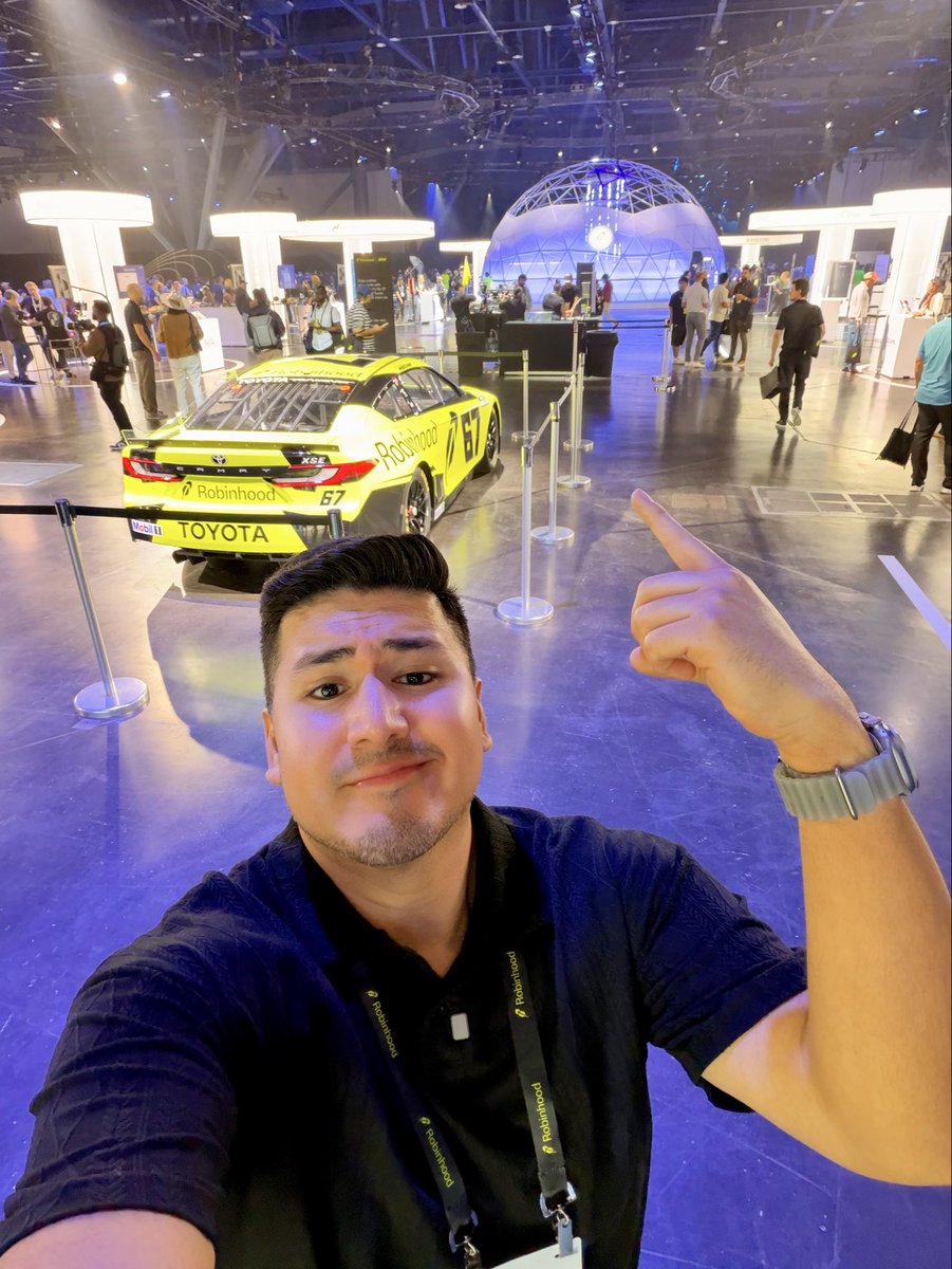 IrvingTorresYC's tweet photo. Robinhood HOOD Summit is actually pretty insane. Everything branded like we’re going to outer space, the Robinhood NASCAR is here, VR space missions, WSJ just casually walking around, a ton of hands-on demos, and Vlad is about to take the stage soon then we head to space center Houston! Who else is here?