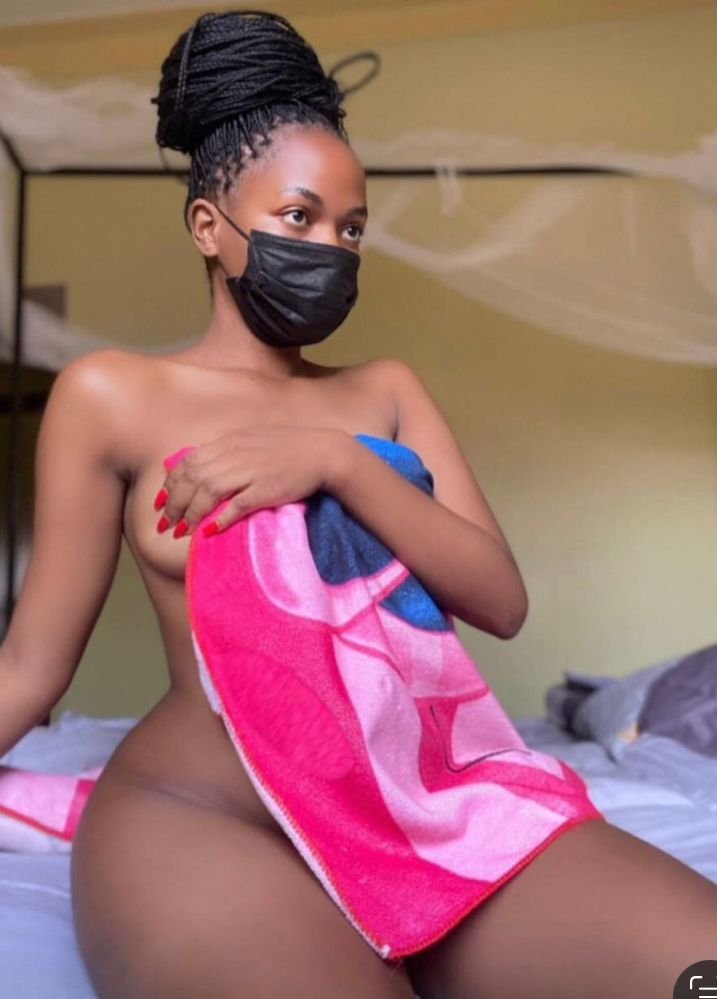 ifunanya_Chukw's tweet photo. Moments after a cold shower. 
Single men can't relate 🍑💦😋 https://t.co/N8oPzrVFXI