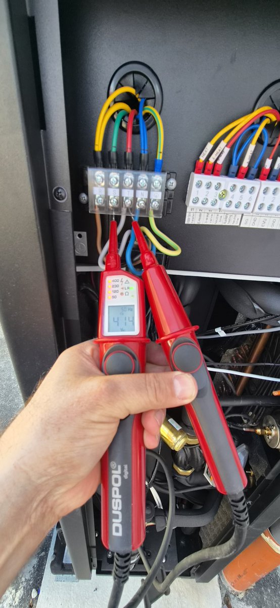 Michl_Technik's tweet photo. #wärmepumpe #wärmepumpen #heatpump #heatpumps #airconditioner #heatpumprepair #fertighaus #massivhaus #hausbau #love #ish #travel #sport #michl #solar #reisen #hvaclove #look #food #hvacinstall #girl #bestoftheday #solar #photovoltaik #heating #natur #altbausanierung #hvac #hvac https://t.co/R0VsjYSb4m