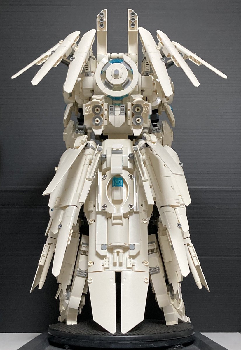 yuruyuruclimber's tweet photo. #みんなの背中がみたい 
#LEGO #レゴ
 
大きなバックパックとか
プロペラントタンクとか
羽根みたいなのとか
スタビライザーとかが
大好きです🥰💕 https://t.co/WqlWnQpwxT