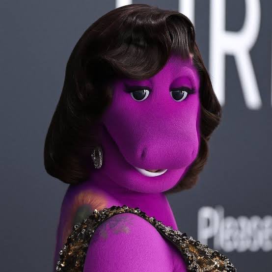 OnikaBarbie22's tweet photo. @kendricknumber1 @jojosofanc63452 @marbthebarbie You have to uses edit picks of Nicki These are real plastic face Ho https://t.co/oj46c4dIsh