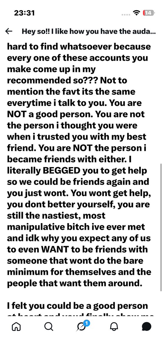 dainsboyfriend's tweet photo. Since she blocked me again!! Heres the paragraph i sent her after she victimised herself and completely misinterpreted everything i said to her in dms!! https://t.co/gPv4QrwMOh