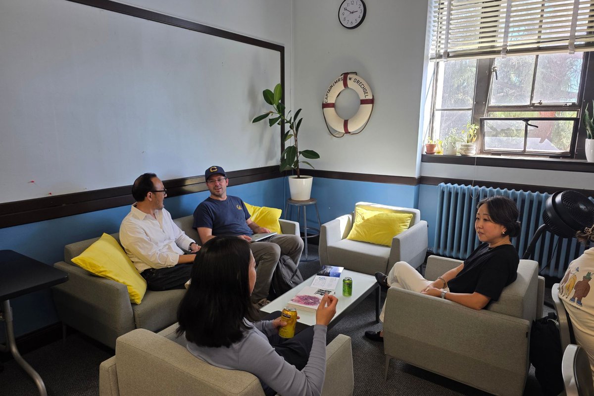 BerkeleyITS's tweet photo. On Sept. 25, ITS Berkeley welcomed Gene Oh, founder and CEO of @Tranzito1, for the Transportation Seminar, “The Smart Curb: How Cities Can Control Their Most Valuable Asset.

Thank you to Gene Oh and everyone who joined us for the conversation! https://t.co/pD6M6Wh5Cb