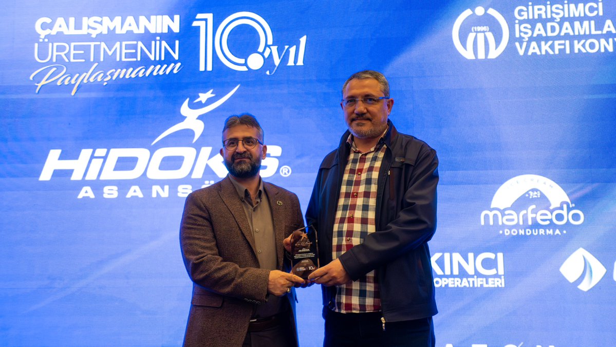 GivKonya's tweet photo. Girişim ve Değer Ödülleri

GİV Konya’nın kuruluşundan bugüne hizmet eden başkanlarımıza, yönetim kurulu üyelerimize ve değer üreten girişimcilerimize teşekkür plaketlerini takdim ettik.

10 yıllık emeğe ve birlikteliğe teşekkürler…

#GİVKonya #10Yıl #GirişimVeDeğerÖdülleri https://t.co/5V5P6H6HGF