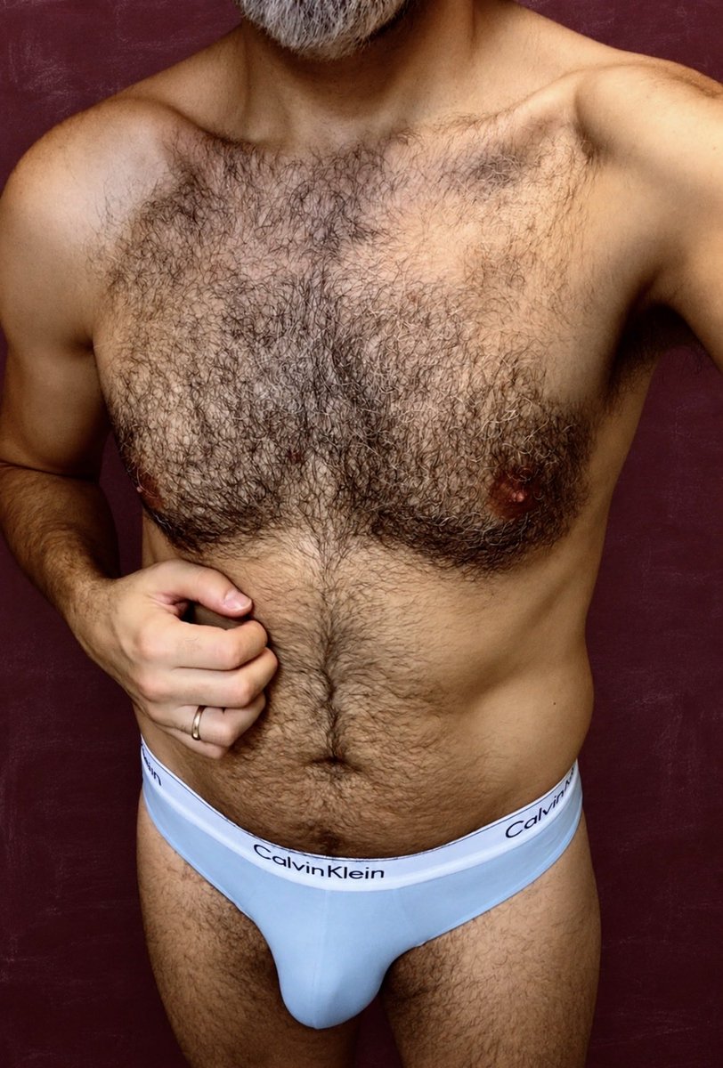briefs80's tweet photo. https://t.co/dfFdSf5nSh
