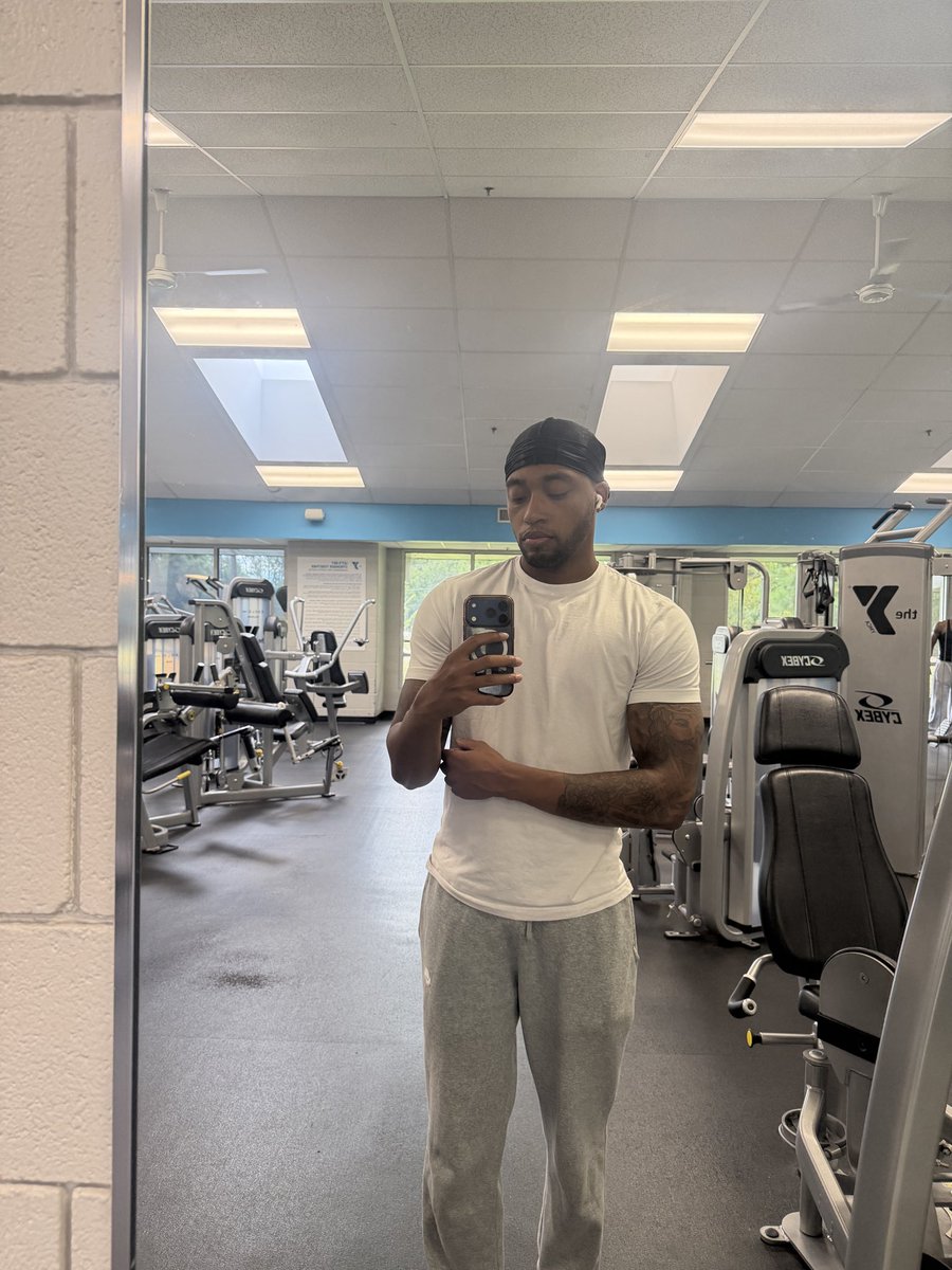 iamrobgii's tweet photo. 💪🏽 https://t.co/gGdiMtyzvu