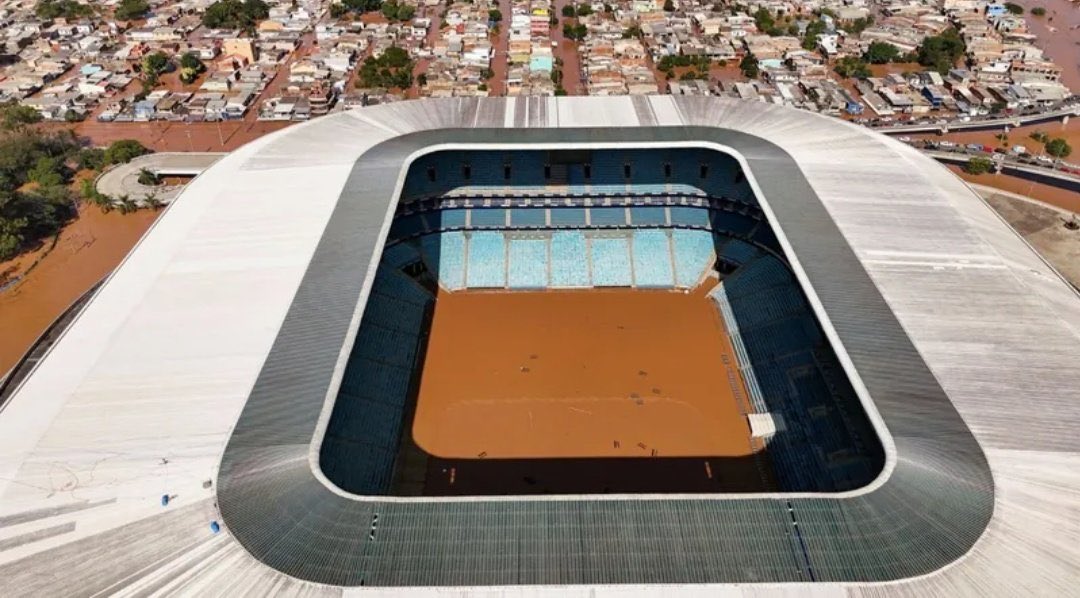 fabricioko's tweet photo. Que @Gremio e @SCInternacional lembrem que, quando o Rio Grande do Sul foi atingido por uma enchente, NÃO HOUVE mobilização dos demais clubes para paralizar as competições como querem agora por causa da proibição das casas de apostas. Canalhas! https://t.co/NMEjj3ScDO