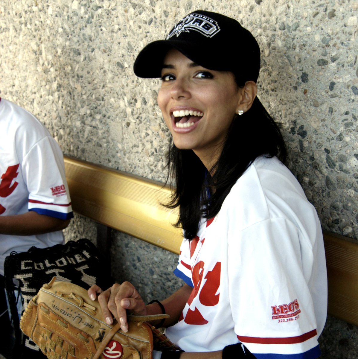 Complex's tweet photo. Eva Longoria (2004) 😍

📸:Getty https://t.co/CujSG90c8A