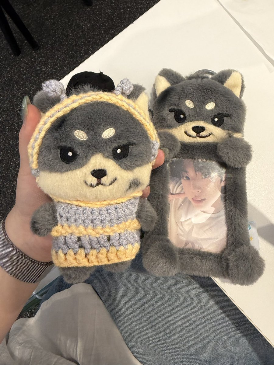 ddohooniii's tweet photo. 내 꿀벌 도쥬니 어때 https://t.co/UpLIGDPXDW