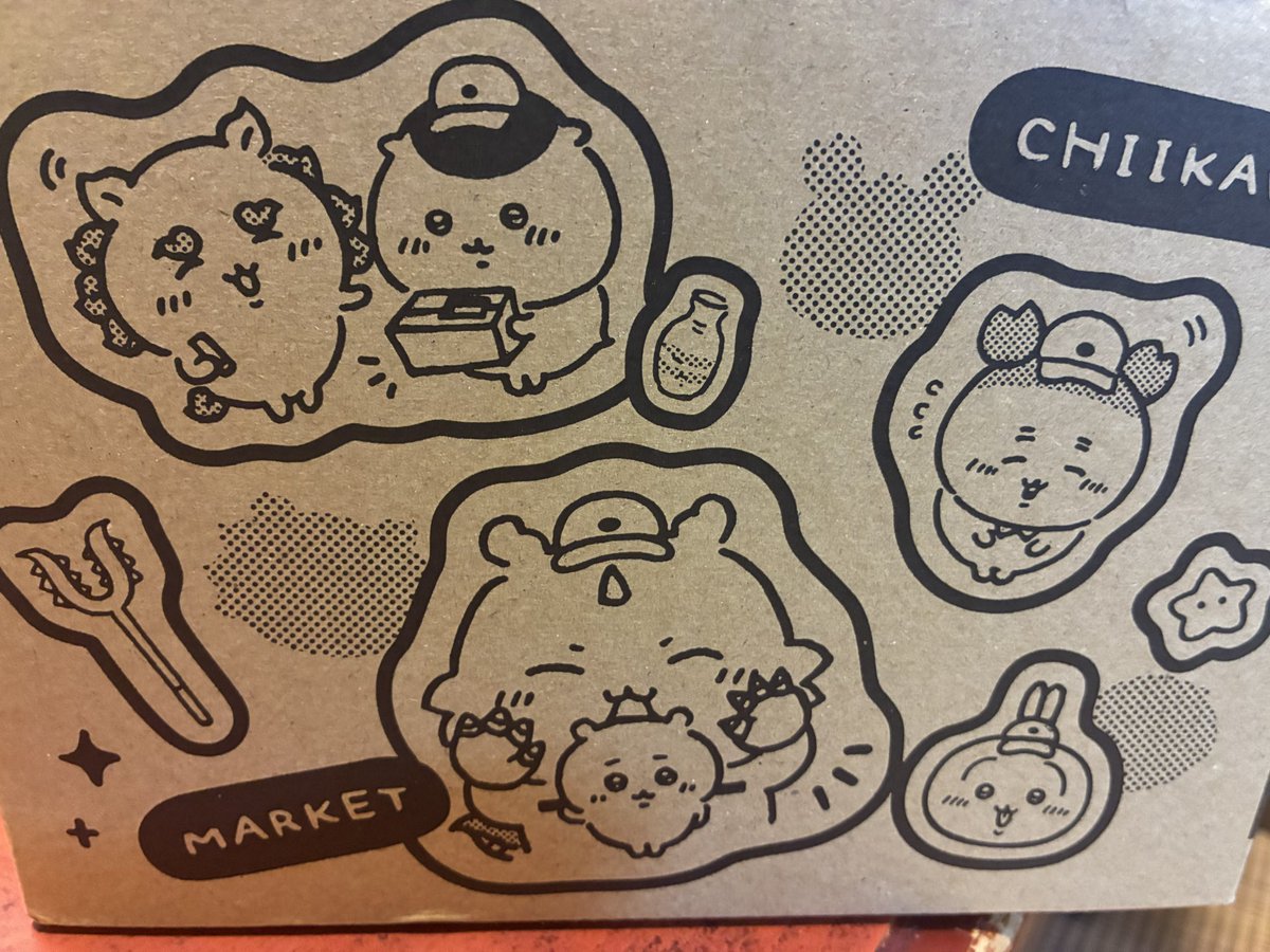 name_natu's tweet photo. 初めて買ったから箱の写真撮りまくり https://t.co/usdT0qmKKq