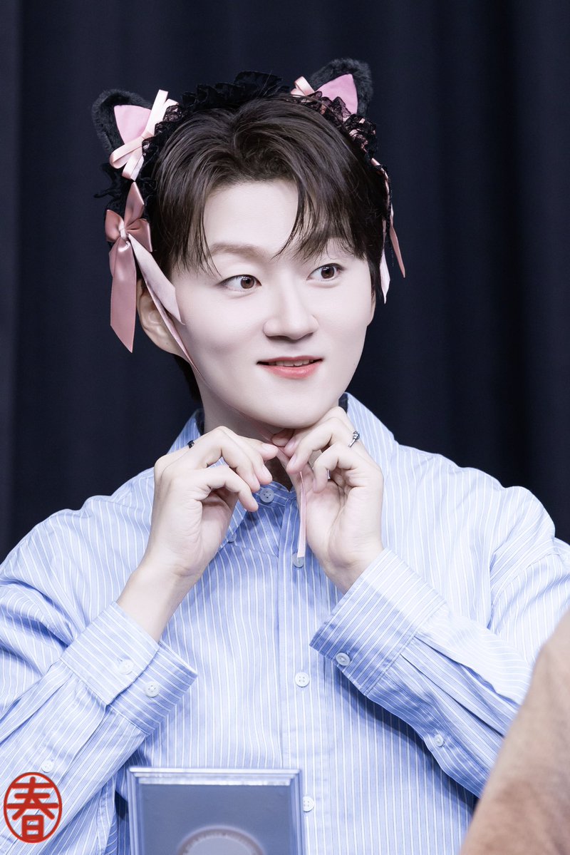 sunju_fore's tweet photo. 2026.09.23 Sweet Escape 앨범 발매 기념 팬싸 

스스로 리본 묶는 쁘띠3cm캣

#조민규 #CHOMINGYU
#포레스텔라 #Forestella https://t.co/NVxUfGBeZv