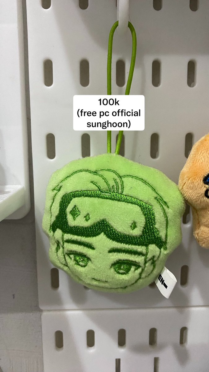 smilengene's tweet photo. #ensell wts mini photo acrylic tsv jungwon dan Cushion keyring sunghoon miniso x enhypen. 
Yang minat bisa langsung dm yaa, thankyouuu https://t.co/Ndg3003UeK