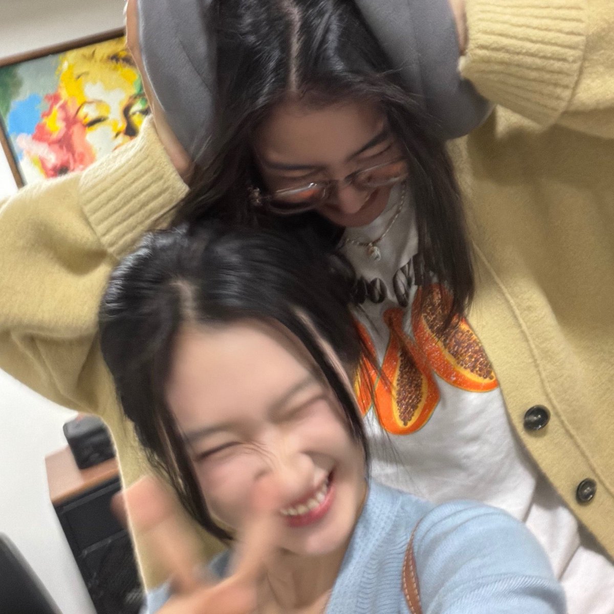 ning_z05's tweet photo. That photo brought back many memories.🥹🤏🏻
(Our first public photo together) 

#FayeAtom #AtomPariya #FayePeraya https://t.co/50tTXVpSJn
