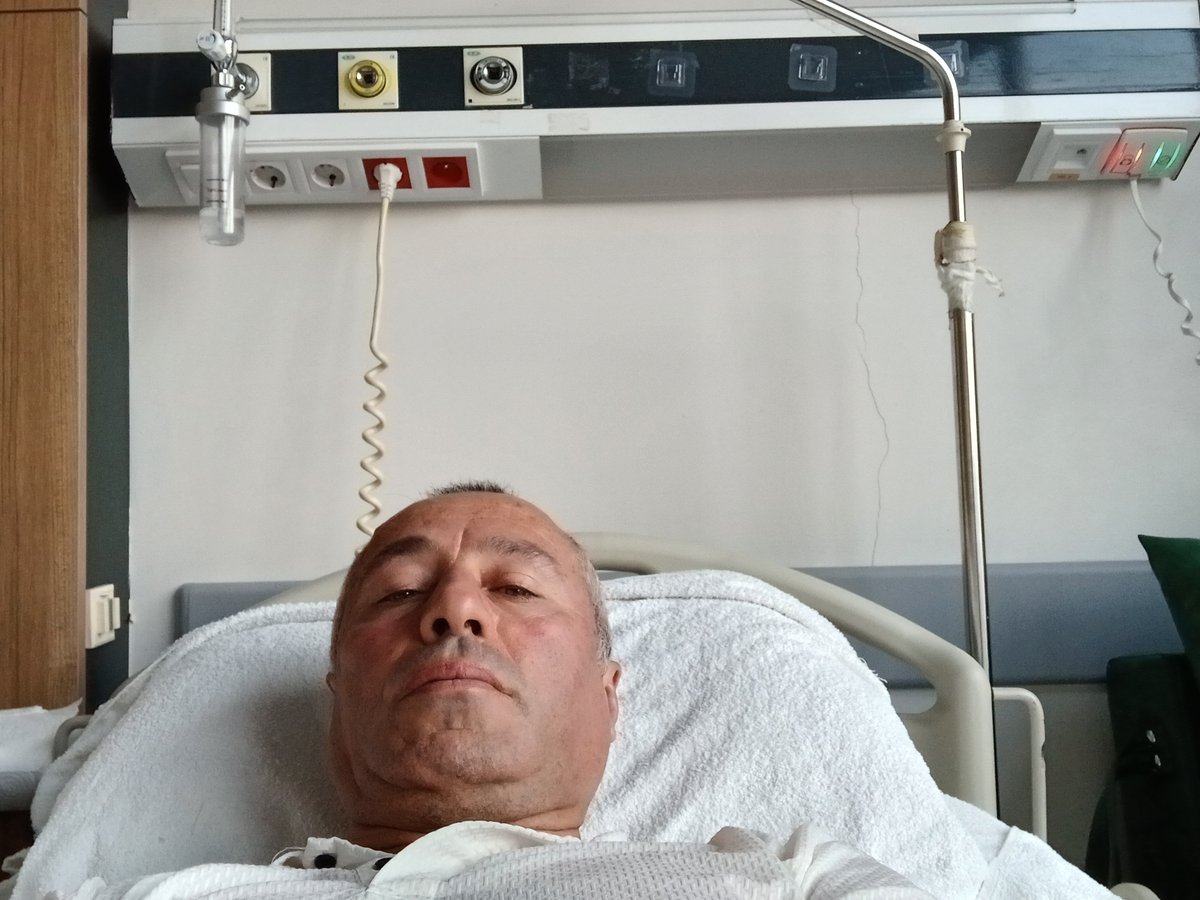 osmanfil45's tweet photo. @mrxuniverseus A Evet SU baralı yolla hetiye barasını basan bilye finans basan hetiyesi ne olur BOSC https://t.co/rBxQLs1a1U