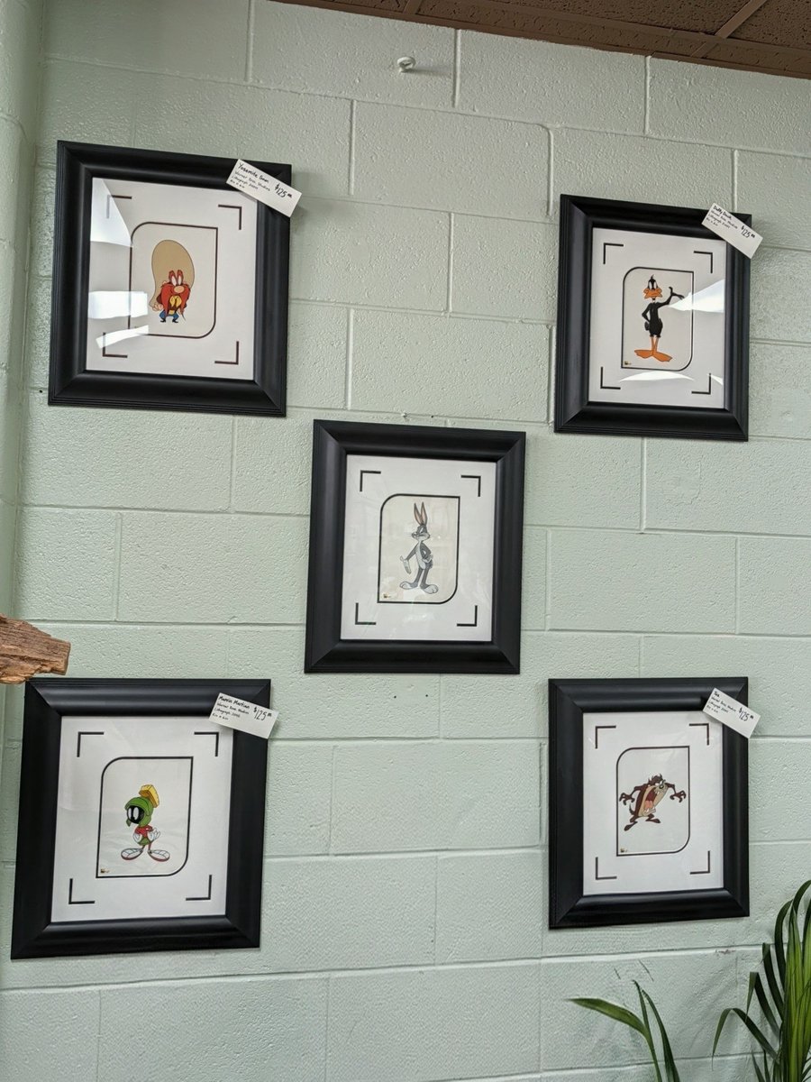 mooreflorist's tweet photo. We have some original Warner Brothers Lithographs on consignment for sale. Only $125. Stop by to see them if you're interested. https://t.co/W2Fyof9I8K