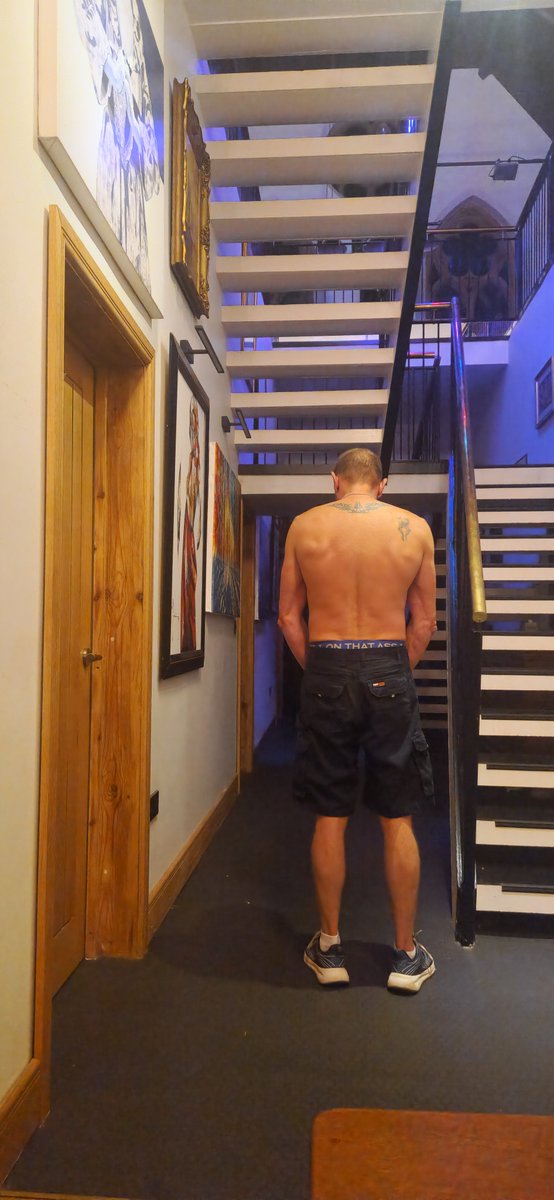 DrewsiveMars's tweet photo. Back and Shoulders finished. https://t.co/syje3bx40p