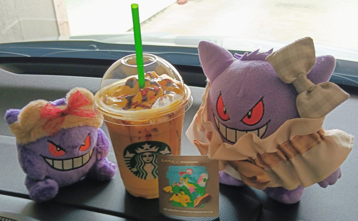 RAIA1103's tweet photo. ゲンガー、ピカチュウハニークリームラテだよ🍯 https://t.co/lg6fMwU5SL