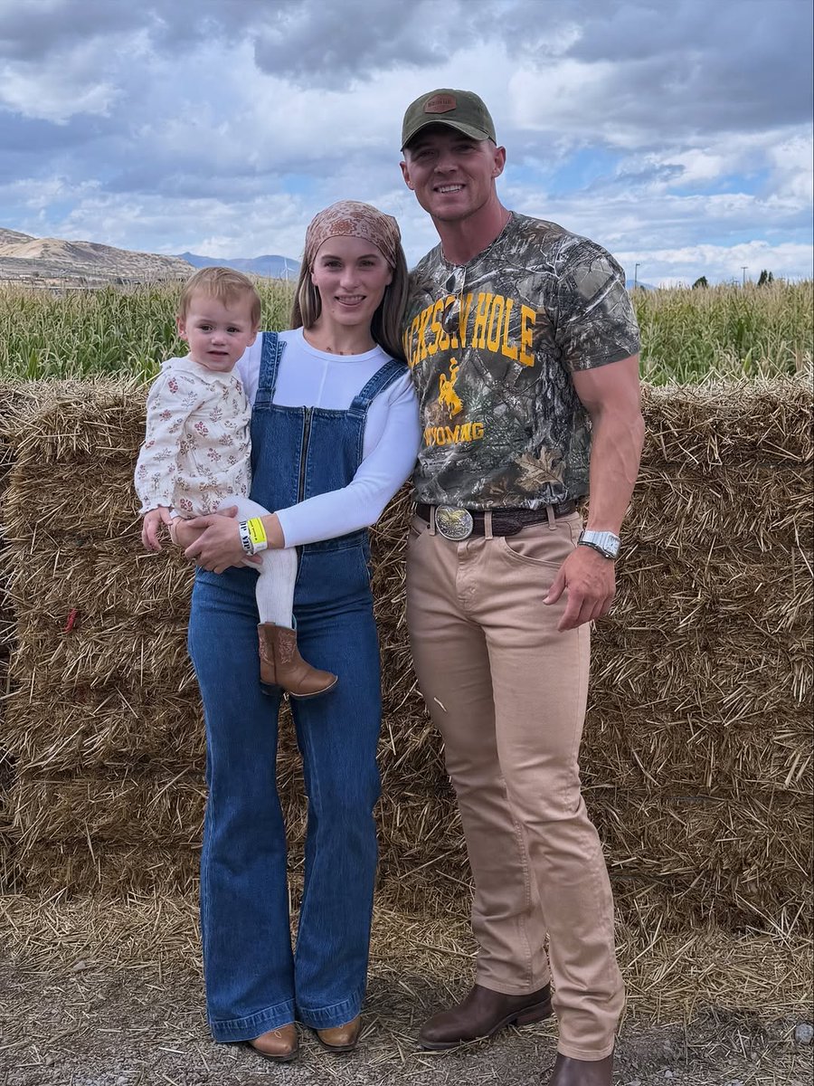 OFICIALMCVALET's tweet photo. Seeing your child shine with each new experience is truly my favorite thing! https://t.co/1jxn9hMV55