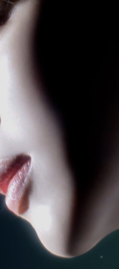 soulmatebtss's tweet photo. these lips should advertise lip gloss or lipstick https://t.co/M9bgBkKkjg