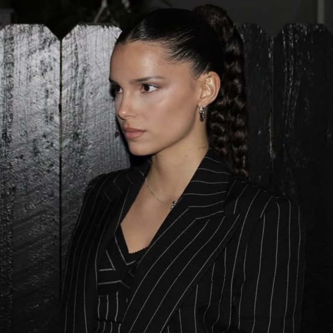 indepilled's tweet photo. one of my favorite looks of inde’s ☆ https://t.co/i7rjgdwsiW
