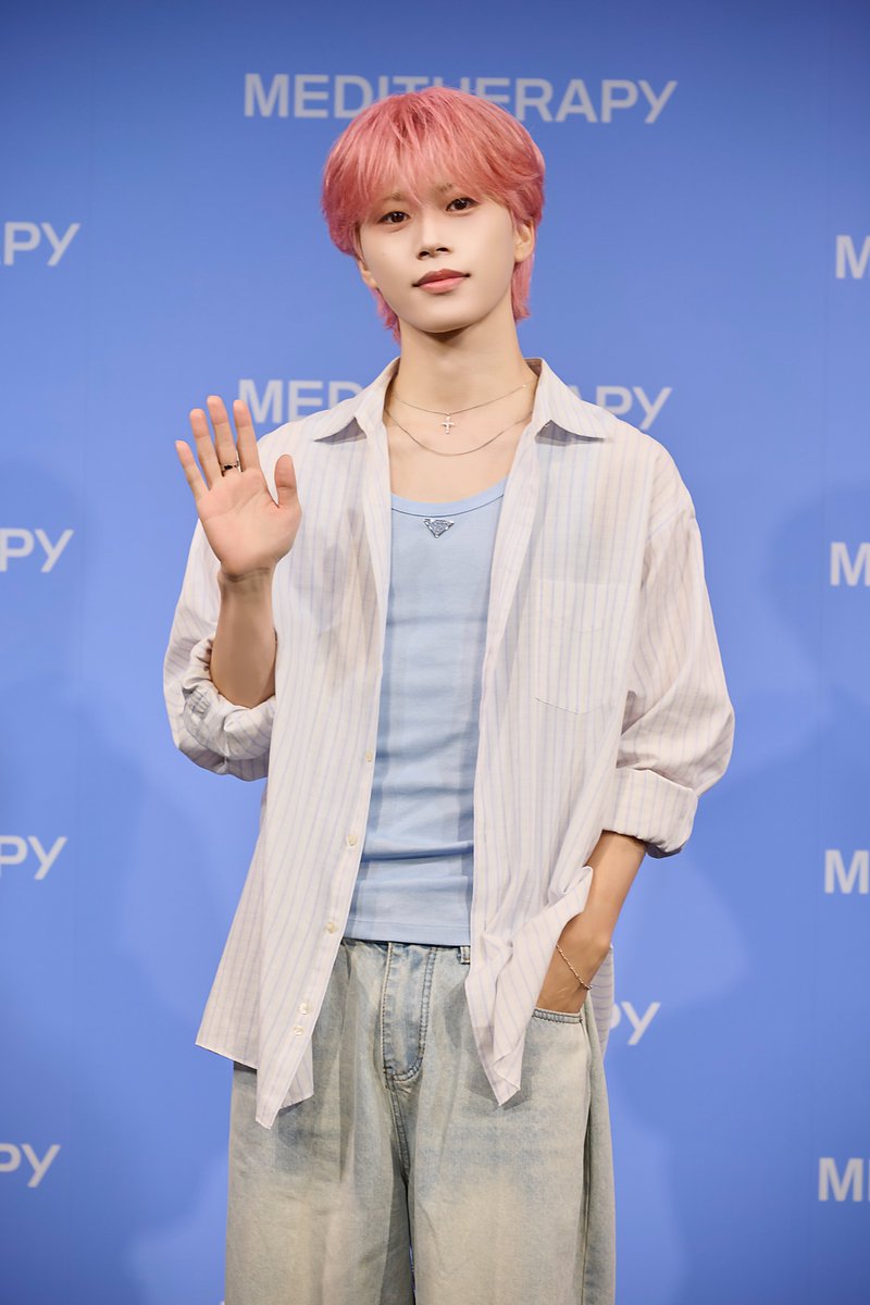 Kstyle_news's tweet photo. JO1 木全翔也、韓国ホームエステケアブランド「MEDITHERAPY」アンバサダー発表会に出席！

お気に入りアイテムも紹介
https://t.co/eOljyqF067 https://t.co/7dHhweODvT