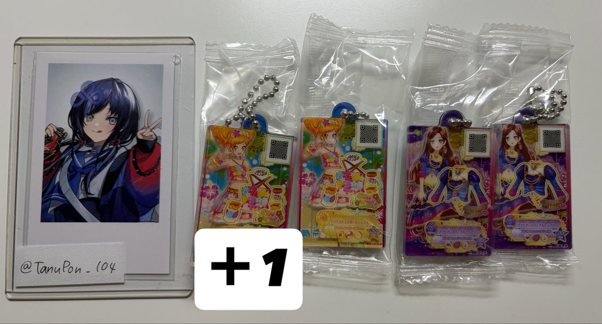 TanuPon_104's tweet photo. アイカツ　アイカツスターズ　だれでもアイドル活動アクリルチャーム　交換

求→ 画像２枚目

譲→画像１枚目

・郵送交換のみ

ご検討の方よろしくお願いします◎ https://t.co/bXyejXJvrN
