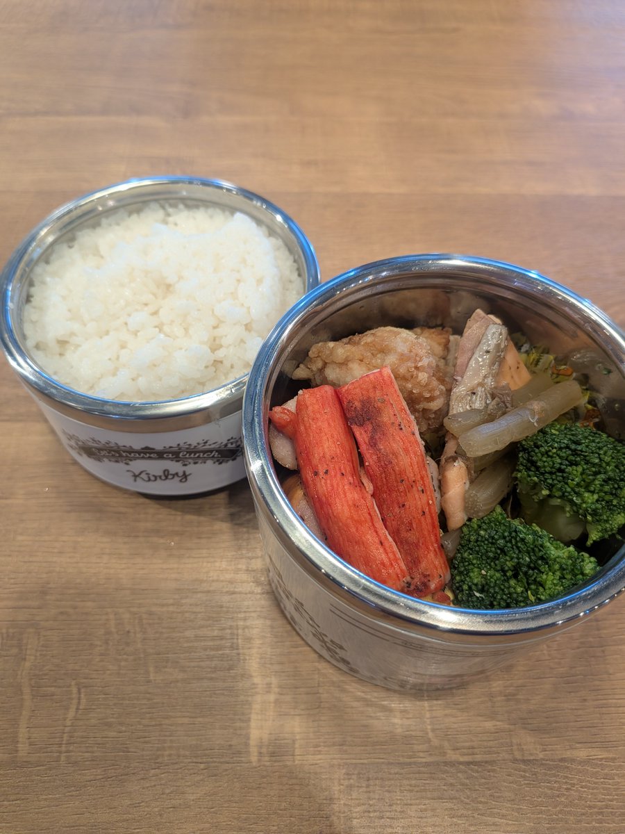 wqe5Nh6t2w9867's tweet photo. #昼飯 #ランチ #お昼ご飯 #おひるごはん #サラメシ #lunch #lunchtime
#お弁当 #おべんとう #LUNCH_BOX https://t.co/uYeXO5KGIj