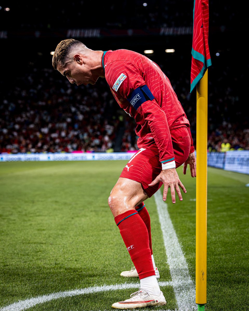 CRonaldoNews's tweet photo. 🔜✨🇵🇹 https://t.co/28EBOOMNh3