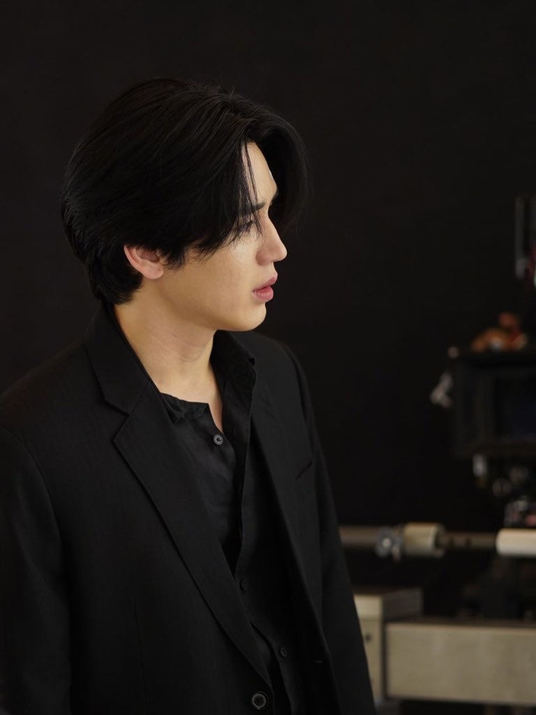 herseezy's tweet photo. khun naphon (🐻‍❄️🖤)

#Newwiee 
#SkyDoctor https://t.co/sErmsFWH79