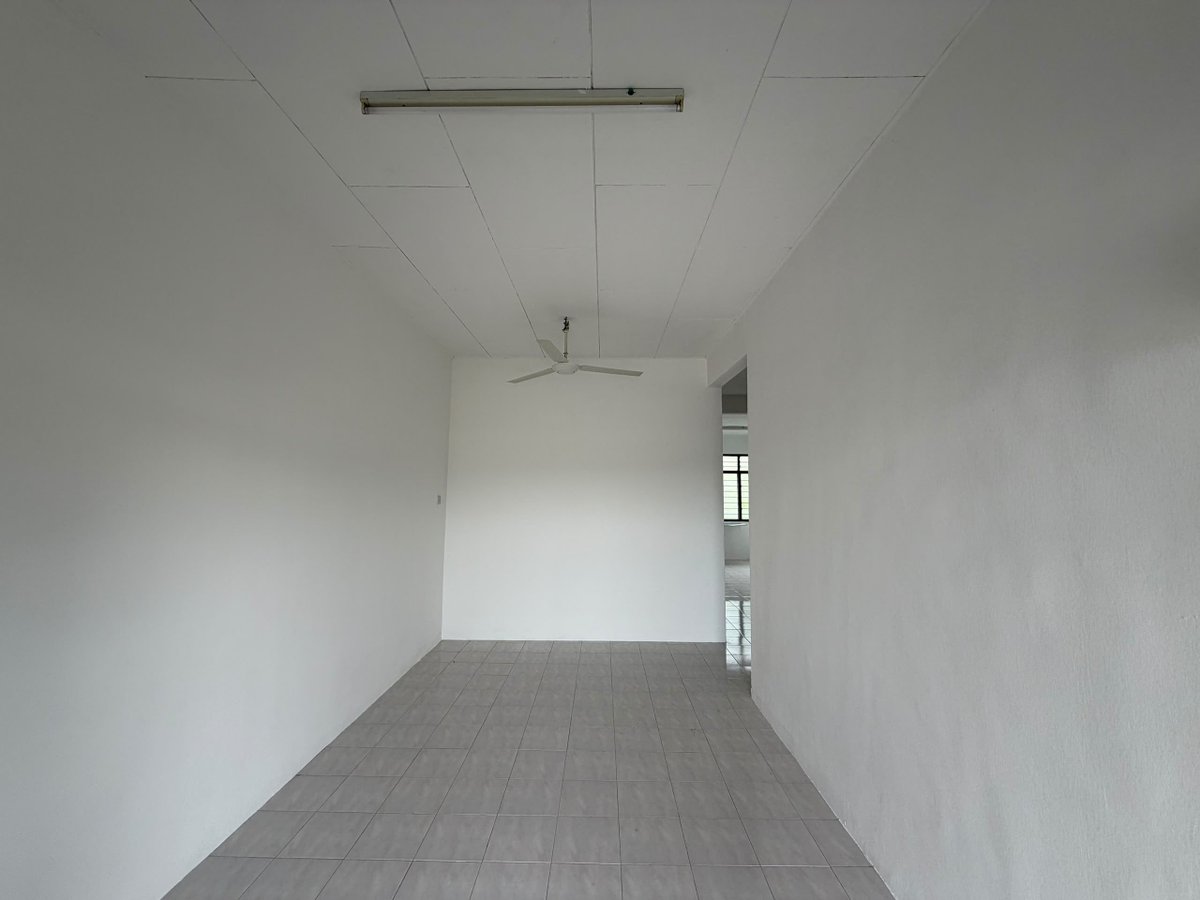 NApropertyhub's tweet photo. Rumah murah di Batu Gajah Perak untuk dijual. Owner nak jual RM 160k shj ✨

✅ siap renovate ✅ 3 bilik 2 bilik air
✅ freehold ✅ 20’ x 70’ https://t.co/SvbbTP1IH6