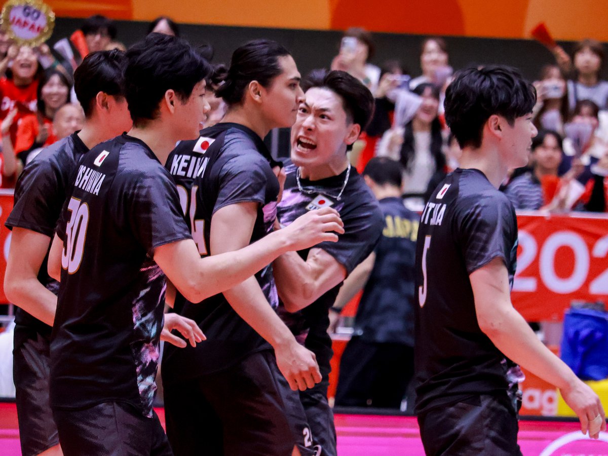 bfruku's tweet photo. 怖すぎwwwww
なんでけいはんはその距離でニシモトに胸ぐら掴んで吠えられて無でいられるの

20260929🇵🇰 https://t.co/SBexhZP6AP