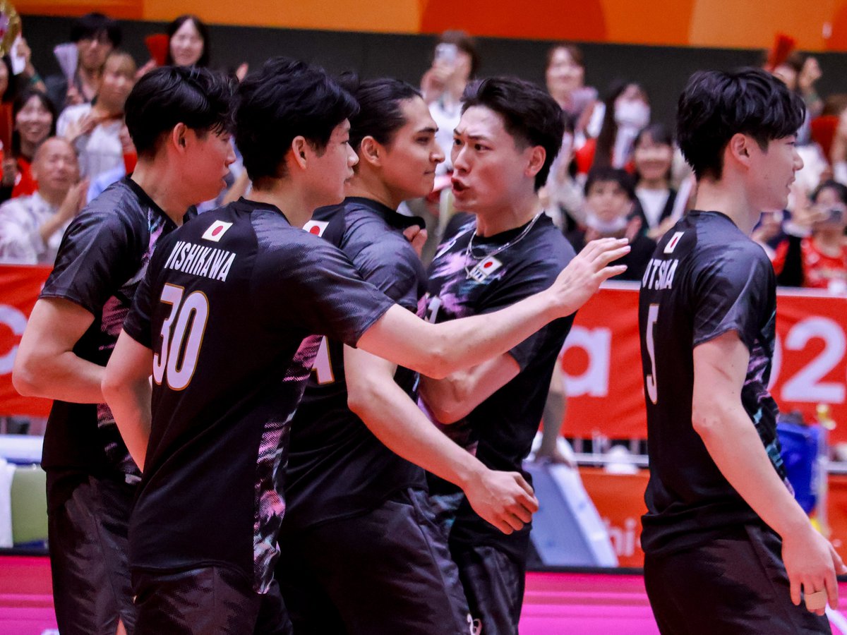 bfruku's tweet photo. 怖すぎwwwww
なんでけいはんはその距離でニシモトに胸ぐら掴んで吠えられて無でいられるの

20260929🇵🇰 https://t.co/SBexhZP6AP