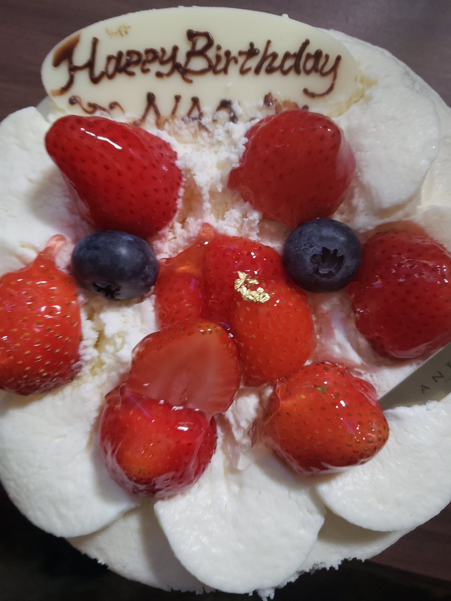 coban_731's tweet photo. 2026年9月29日、関わってくれた全ての各位に心底の感謝。
いつか共に謳歌するとMARTHAとの約束を果たせて本当に良かった。
作戦終わりの楽屋にてメンバー、関係者、共演者からの粋な計らいを受け、戸惑った所存。
毎年9月28日を否定してきたが今後は受け入れ、喜んで生きる事とする。 https://t.co/Aj1Z4tNwOm