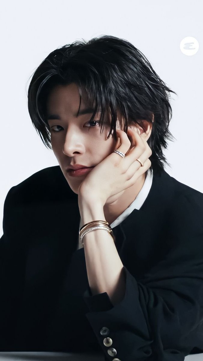 About___Enhypen's tweet photo. Jake via LOS40 Mexico

And I think this year we've been through a lot of different things, with a lot of ups and downs, but I feel like, at the end of the day, when the year is over, it's all going to become one big highlight, really the peak, the highest point of our career this year.

So we're really looking forward to finishing strong. We have a lot planned until the end of the year, so it's definitely going to be a remarkable year.