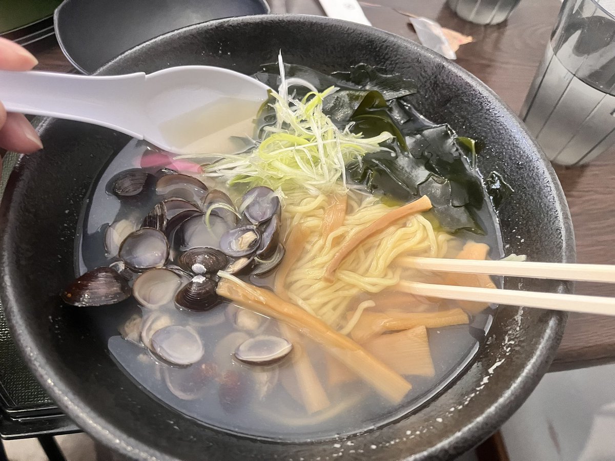 floyd4565's tweet photo. お昼しじみラーメン https://t.co/axi5vfE0Su