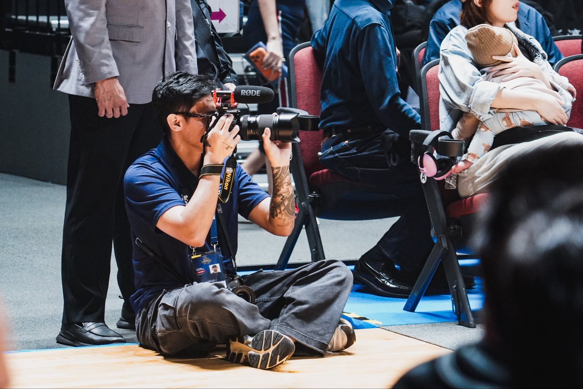 EASLofficial_jp's tweet photo. 《 EASL公式撮影スタッフ募集 🏀》

あなたの写真・映像が、アジアのバスケファンに届く。

この度EASLでは、下記試合についてオフィシャルフォトグラファー・ビデオグラファーを一般公募いたします。

【対象試合】
10/14(水) 長崎ヴェルカ vs 釜山KCCイージス

【募集職種】(各1名)
・ゲームフォトグラファー
・スポンサーフォトグラファー
・ビデオグラファー

【応募条件】
プロ・アマ・業種不問／報酬あり
※ポートフォリオ必須

【応募締切】
10/4(日) 23:59

【応募フォーム】
▶https://t.co/gdiZU8Oy1Z