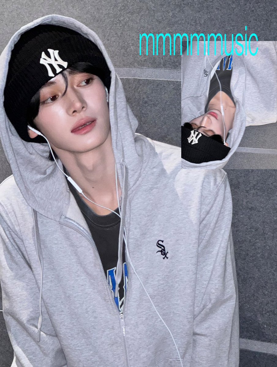 INSTAGRAM_TWS's tweet photo. 🎧

(3/5)
#TWS #투어스
#HANJIN #한진
#MLBKOREA #MLBCREW
#MLB패딩 #MLB경량패딩 https://t.co/Xu3PxlH5KR