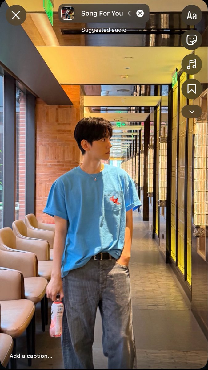 vanilla1127's tweet photo. จะแชร์สตอรี่น้องแบค ig มันขึ้น suggested audio เป็น Song For You พี่ชานยอล ก็ใช่อะสิ นี่นางเอกเอมวี https://t.co/05APUkaGOe