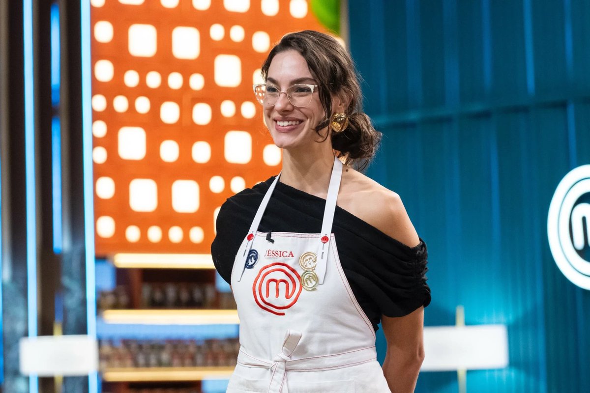 beattcoelhoo's tweet photo. uma verdadeira campeã se constrói com altos e baixos, humildade e dedicação e você gabaritou.

a mais nova masterchef é a MELHOR, ela é a JÉSSICA CECHELLA.

#MasterChefBR https://t.co/pPMkNqXL2b