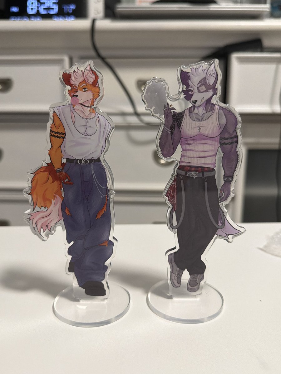 ReddyDoodle's tweet photo. Starfox keychains and standees https://t.co/WYGQ50wZM8