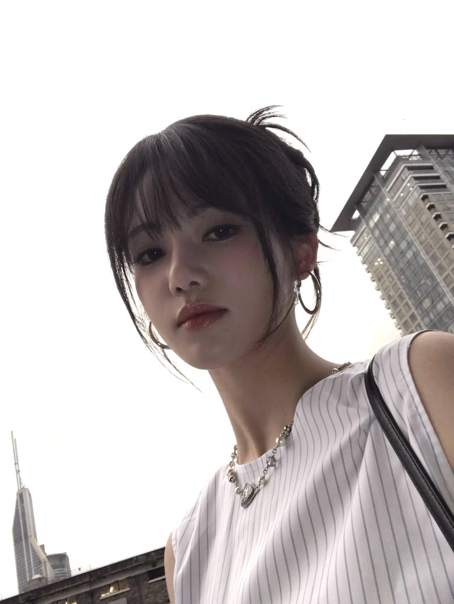 zhennisn's tweet photo. I make bad decisions look expensive https://t.co/Ostz4R5h0C