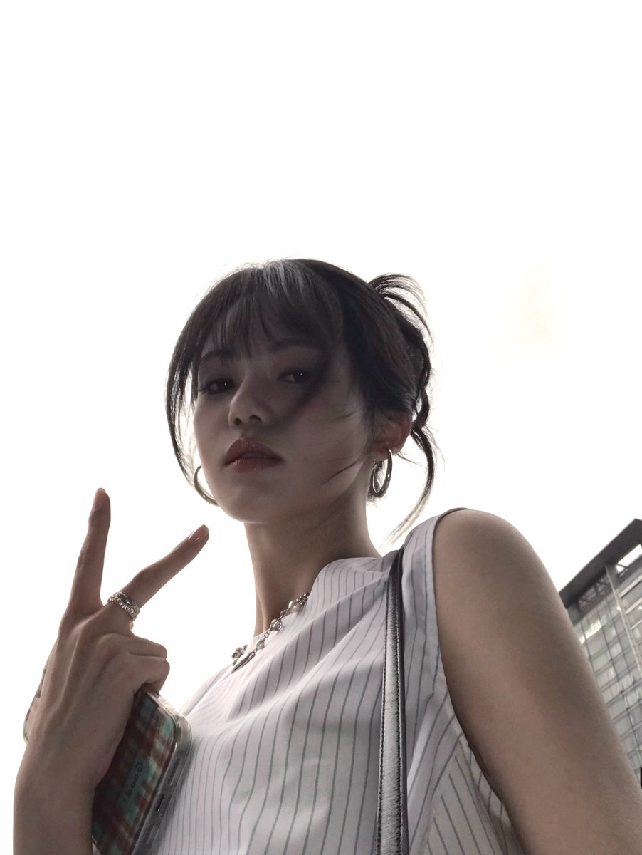 zhennisn's tweet photo. I make bad decisions look expensive https://t.co/Ostz4R5h0C