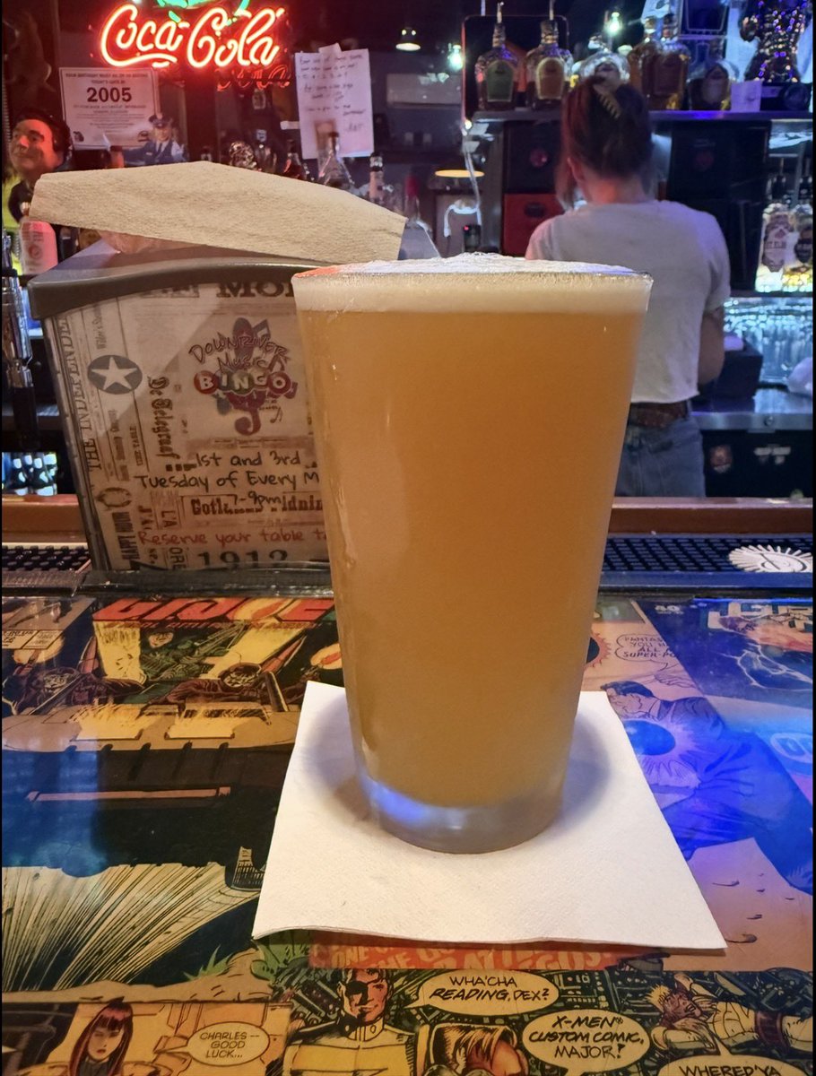 BeerAdviser's tweet photo. 🌽🐱 Kittens of the Corn - @fatorangecatco 

8% Double IPA. Juicy, tropical, citrusy &amp; smooth.

Corn mazes: paying someone money to get lost on their property.

What a business model. 😂

⭐ 4.131 / 5.0

#BeerAdviser #FatOrangeCat #DoubleIPA #CraftBeerReview #HazyBeer https://t.co/13lSIxWXPe