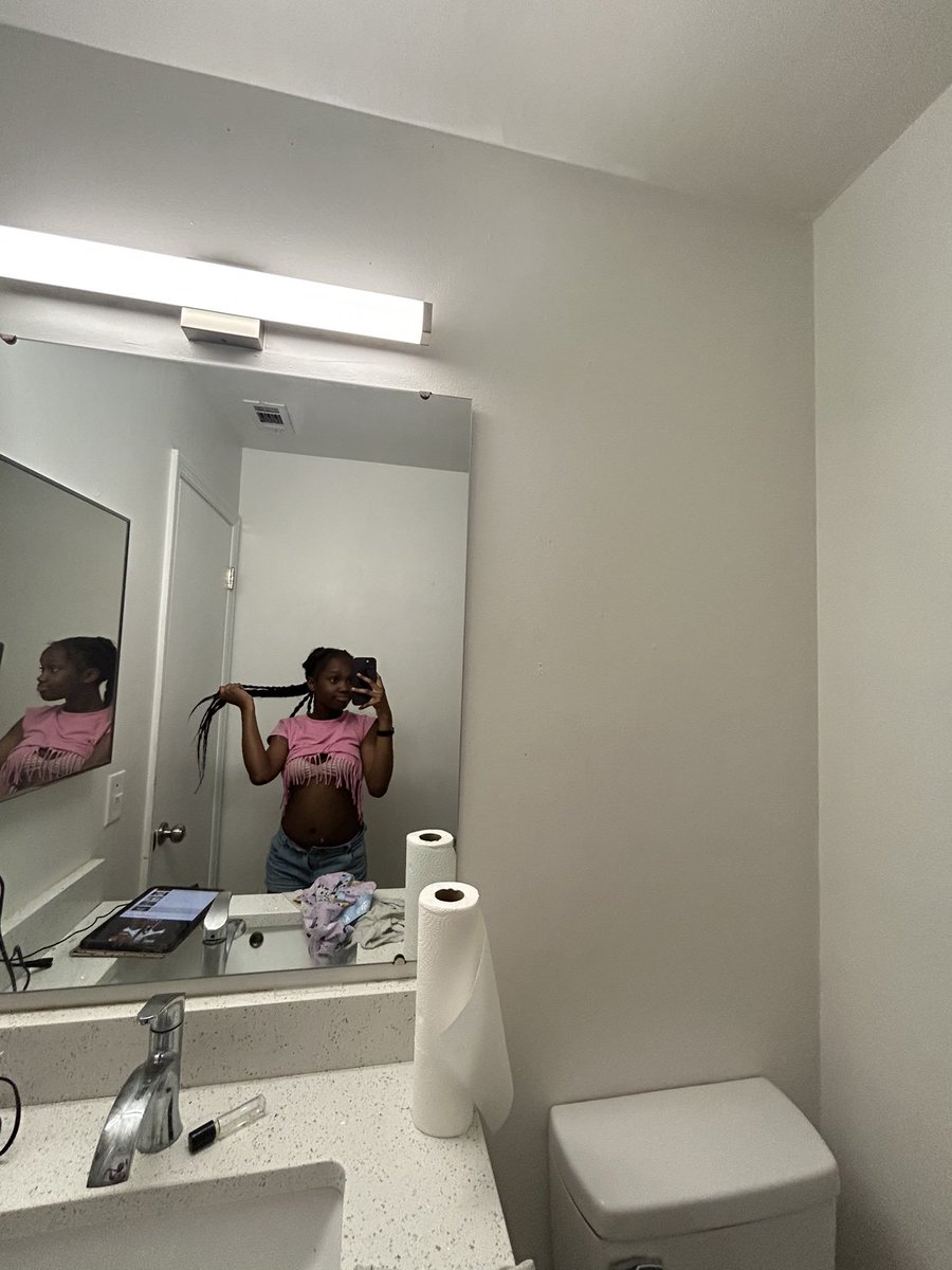myabaeee33's tweet photo. #pytt #ebony https://t.co/8VtgMrNFjk