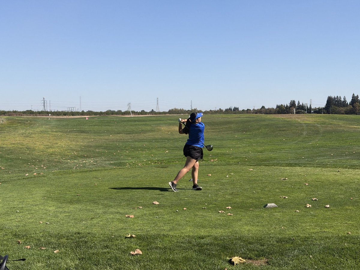 BCHSGirlsGolf's tweet photo. Bear Creek defeats Weston Ranch and Franklin today at The Reserve on “Senior Day.” Bruins improve to 11-1 in the SJAA.  
BC senior, Kaitlyn Davis, with today’s low round for Bear Creek at 51.  Weston Ranch sophomore, Isabelle Xiong, with today’s overall low round of 40. https://t.co/A5DWYQQzQO
