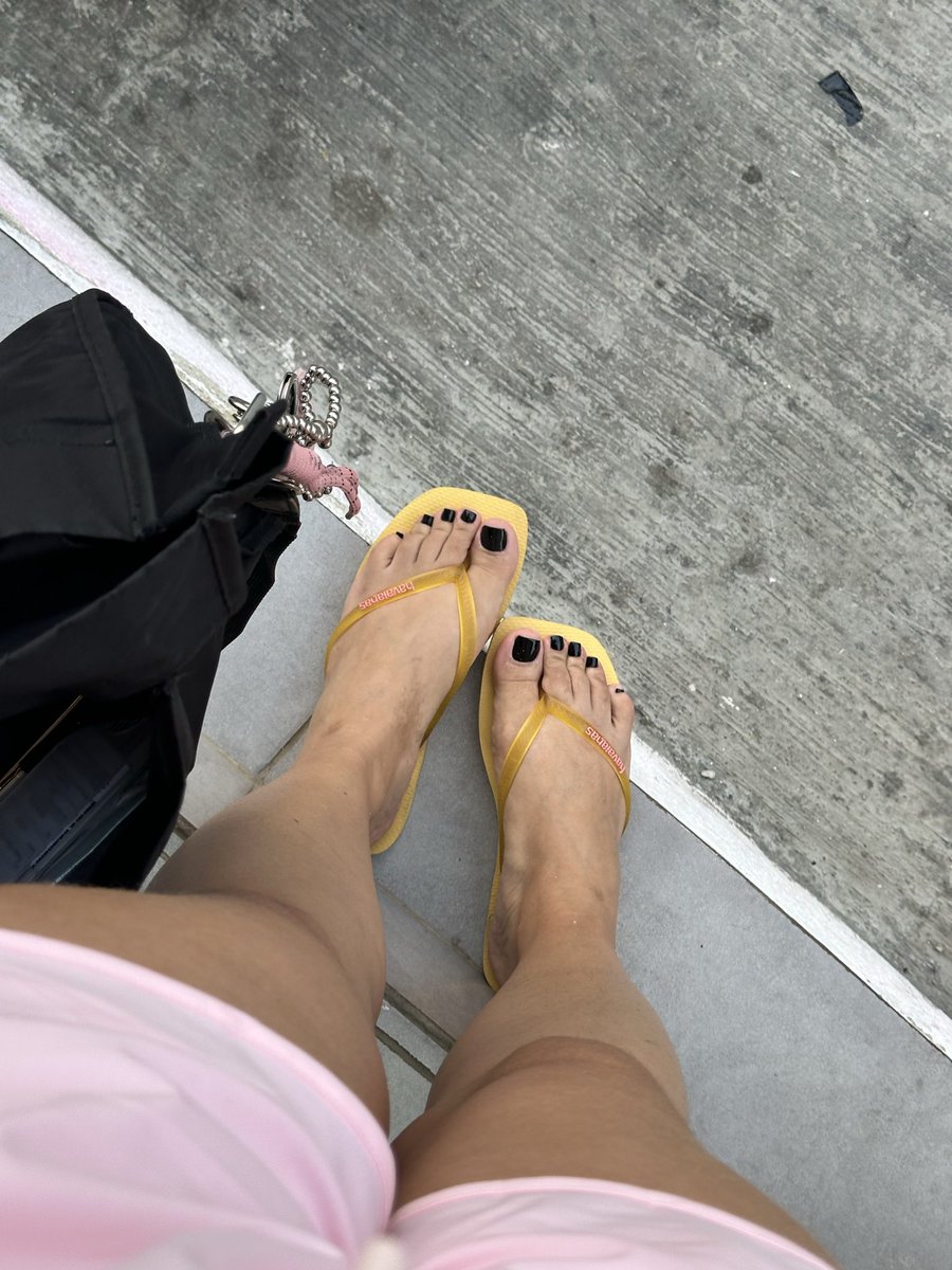 cibelefeet's tweet photo. Black mood 🖤

https://t.co/SVCgLlSDS1

#feet #podo https://t.co/aHUx4z278f