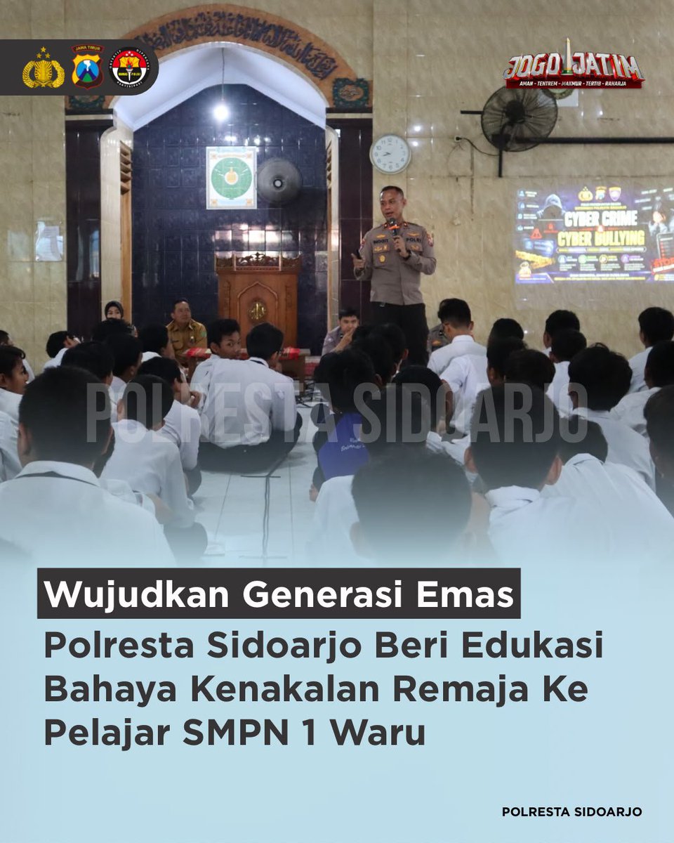 Deltasitik's tweet photo. Sat Binmas Polresta Sidoarjo hadir di SMPN 1 Waru mengajak para pelajar menjauhi kenakalan remaja, bullying, radikalisme dan kekerasan.
#PolrestaSidoarjo
#PolriUntukMasyarakat
#PolriPresisi https://t.co/KaoRyG5hmC