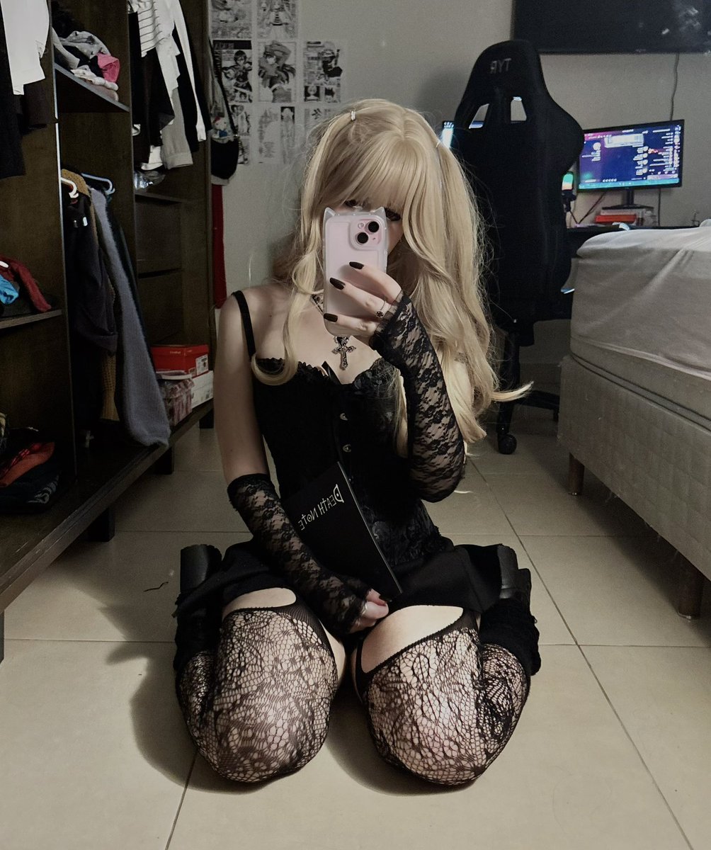 analyvs's tweet photo. misa cosplayy https://t.co/cZfKnTtPV4