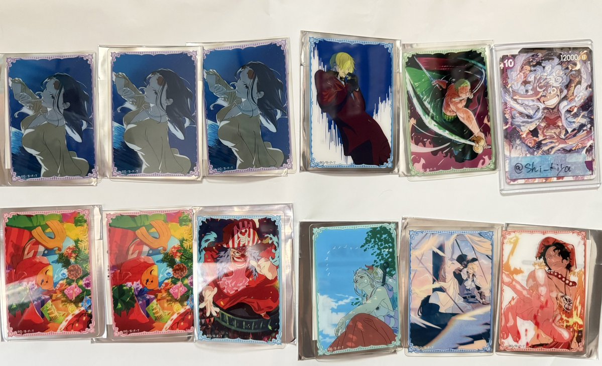 Shi_kiya's tweet photo. 【交換】ONEPIECE ワンピース ILLUSTRATION WORKS クリアカード

譲:ゾロ、サンジ、サボ、エース、ヤマト、バギー、チョッパーⅹ2、ロビンx3

求:ルフィ

郵送交換希望です！
まとめての交換を希望の方はお声かけの際にご相談ください！
難しいとは思いますが、お声かけください🙇‍♀️ https://t.co/vlTuGAlmEf