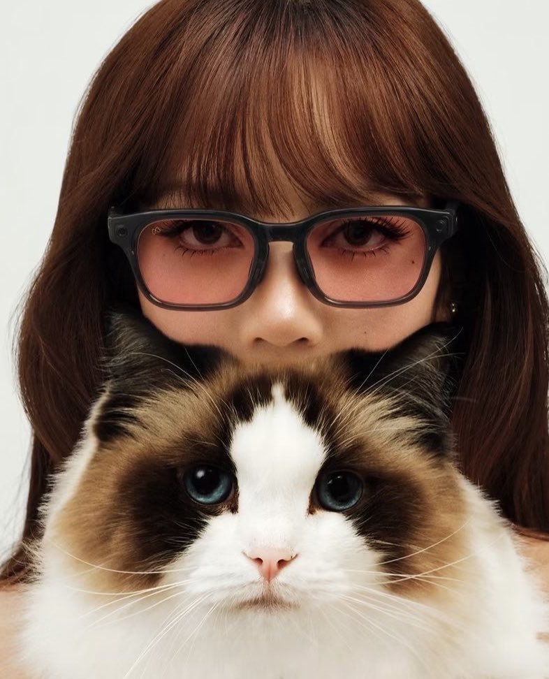 rubyaleister's tweet photo. kebetulan dari Jennie Lisa part 99999999x 👀 
LamLam Lily 😁
Jenlisa is real guys 🤍 https://t.co/8Ty2F9kO15